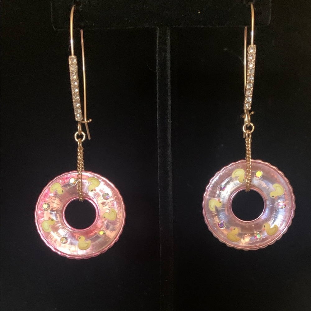 Betsey Johnson swim float tube with yellow ducky earrings